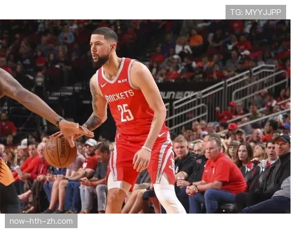 哈登拖鞋拎豆浆出门，门口那几辆车的价钱把我直接逼到怀疑人生